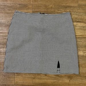 FOREVER 21 HOODSTOOTH MINI SKIRT